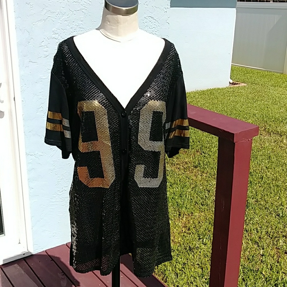 Love Point Women's Top.